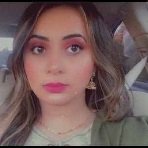 Meet your Posher, Asmah